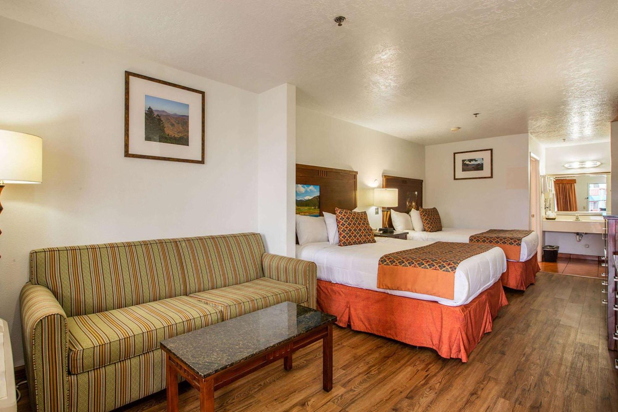 ألباكركي Sandia Peak Inn Old Town Abq, A Howard Johnson By Wyndham المظهر الخارجي الصورة
