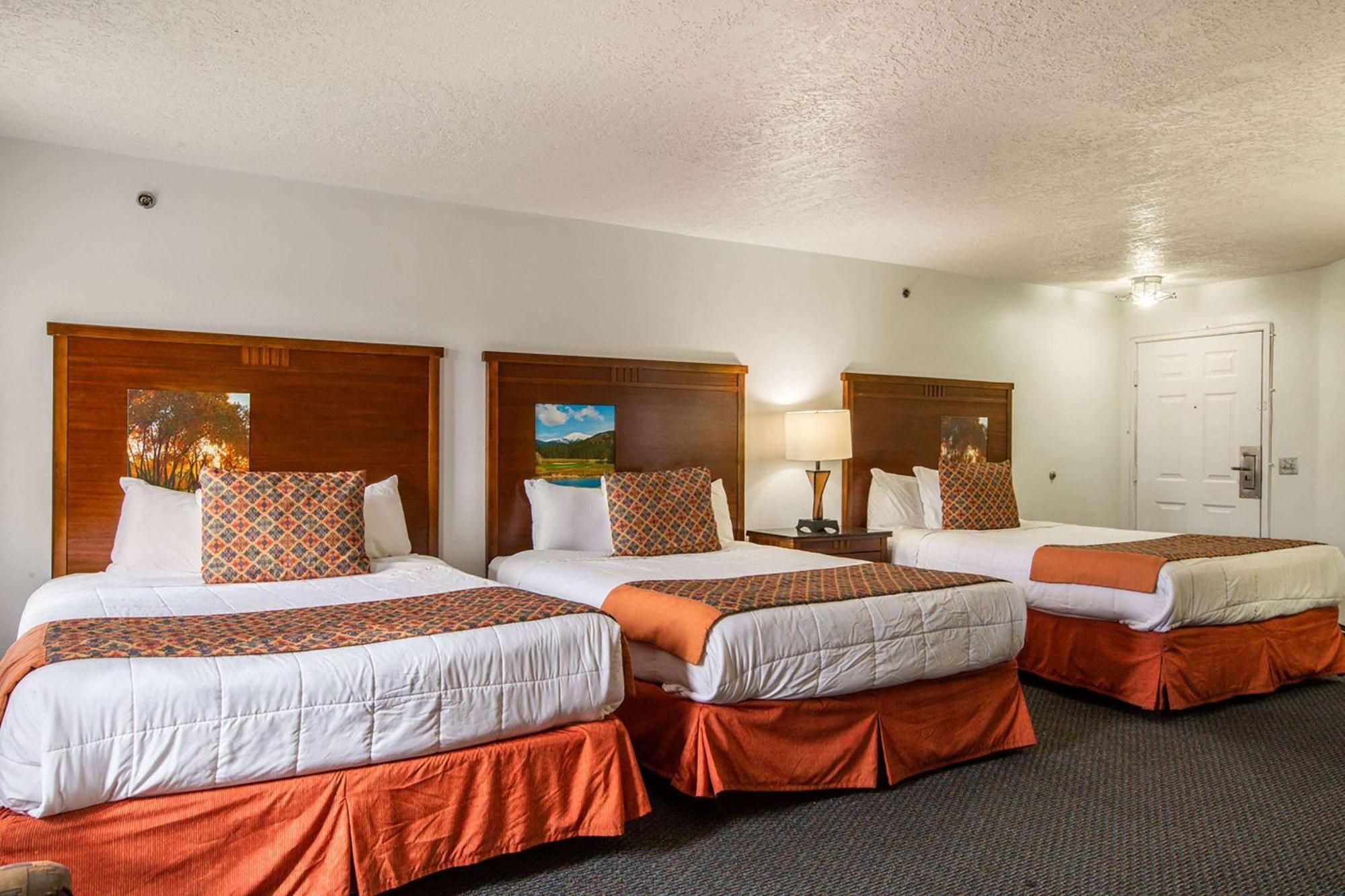 ألباكركي Sandia Peak Inn Old Town Abq, A Howard Johnson By Wyndham المظهر الخارجي الصورة
