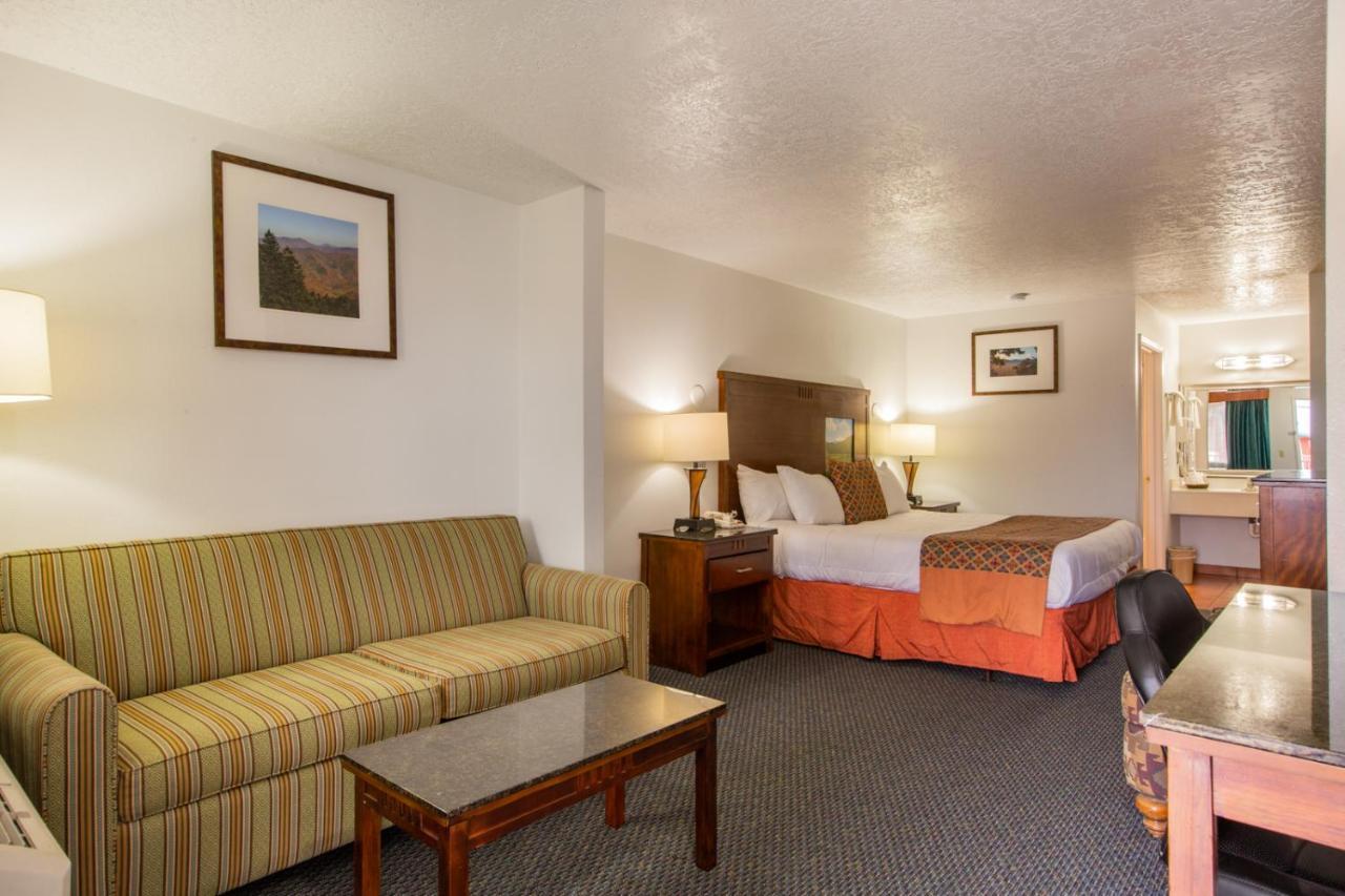 ألباكركي Sandia Peak Inn Old Town Abq, A Howard Johnson By Wyndham المظهر الخارجي الصورة